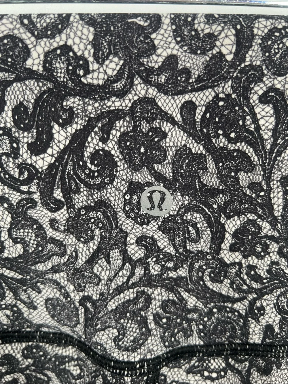 lululemon athletica Mini Cinder Lace High-Waist Wunder Under Pant Size 4